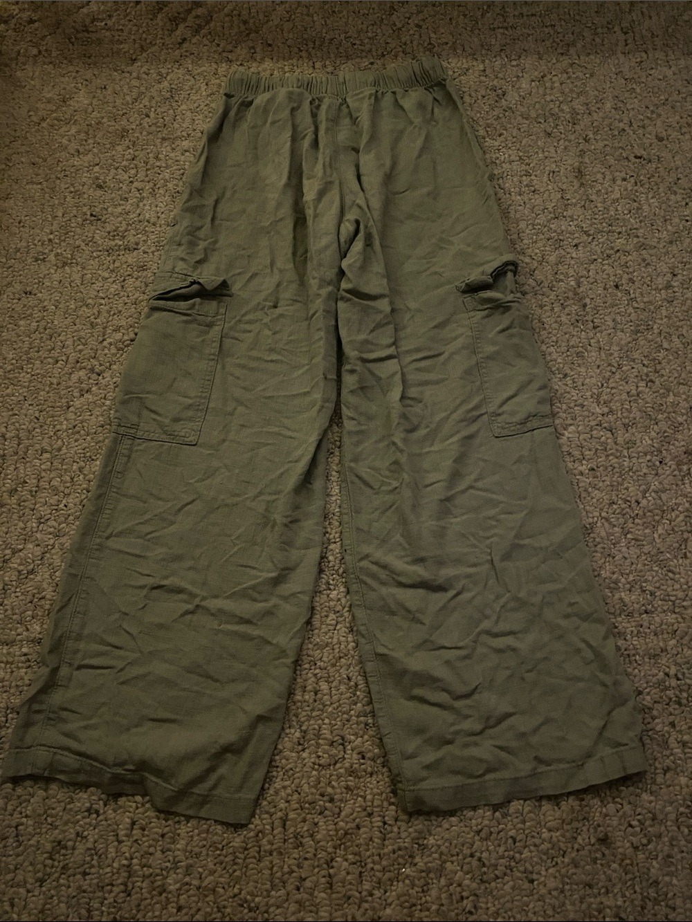 H&M Olive Green Wide-Leg Cargo Pants - Picture 2 of 7